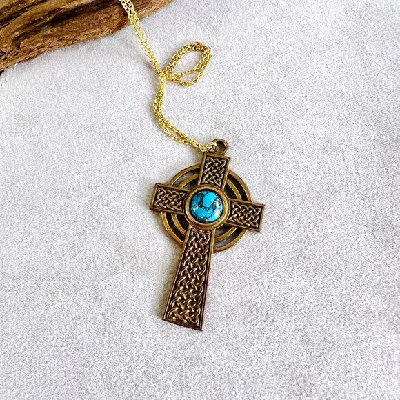 From War to Peace BRONZE Turquoise Stone CELTIC CROSS Pendant Necklace - Picture 2 of 6